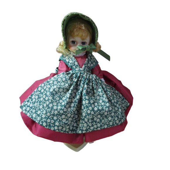 Madame Alexander 8" DENMARK #569 International Doll  1980 - Picture 1 of 7